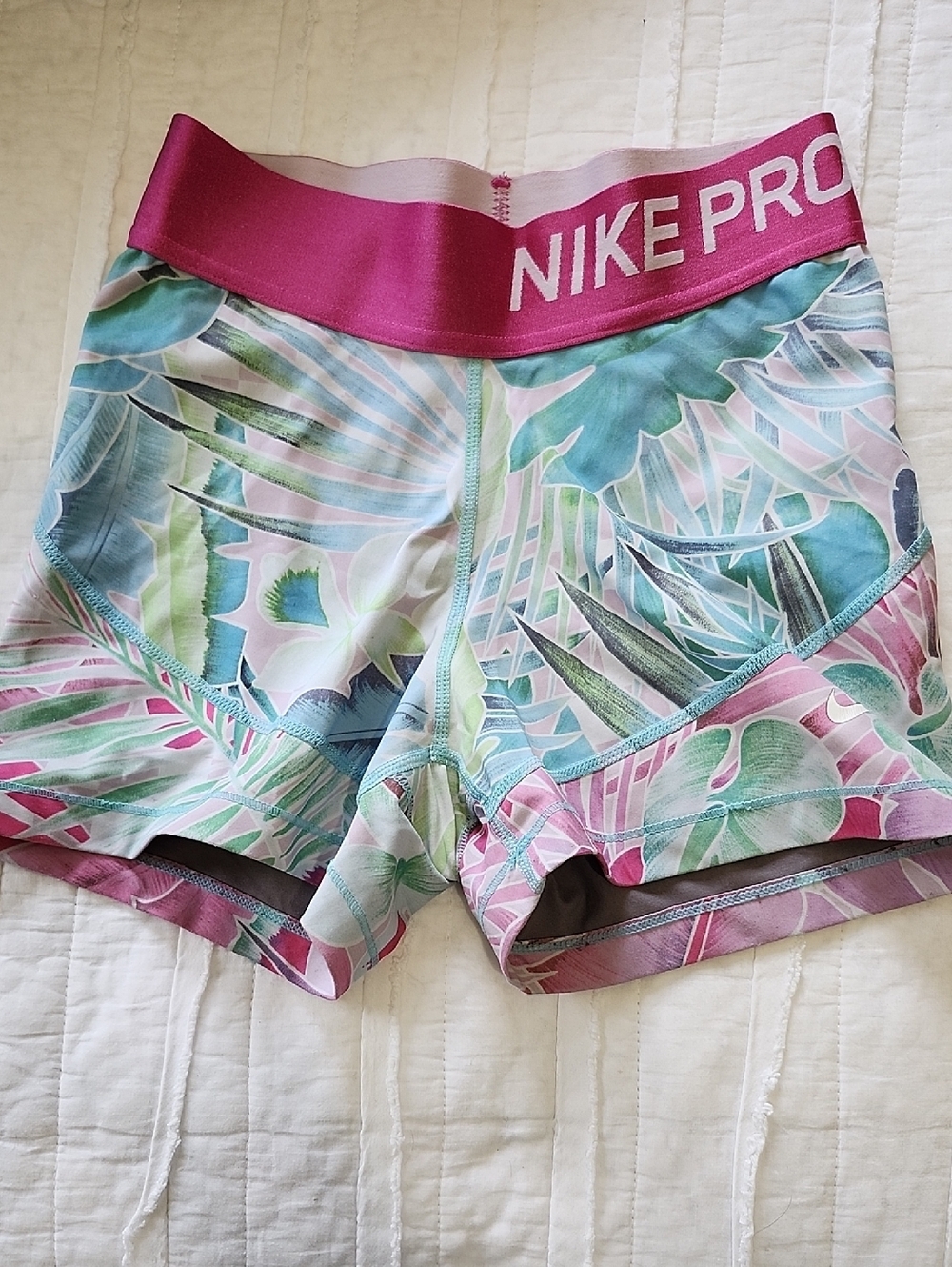 Tropical Print Nike Pro Women’s Compression Shorts - Pink/Green